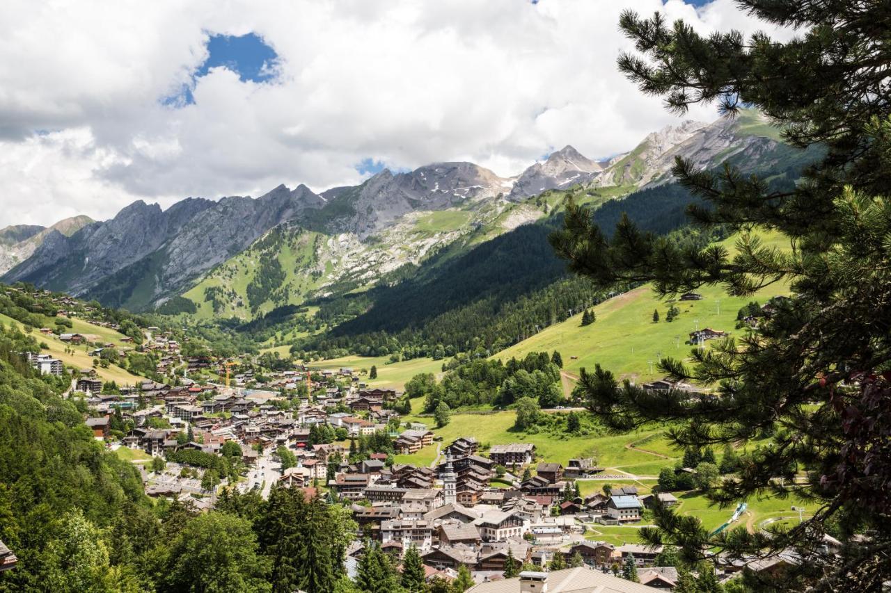 Hotel Alpen Roc La Clusaz Eksteriør billede