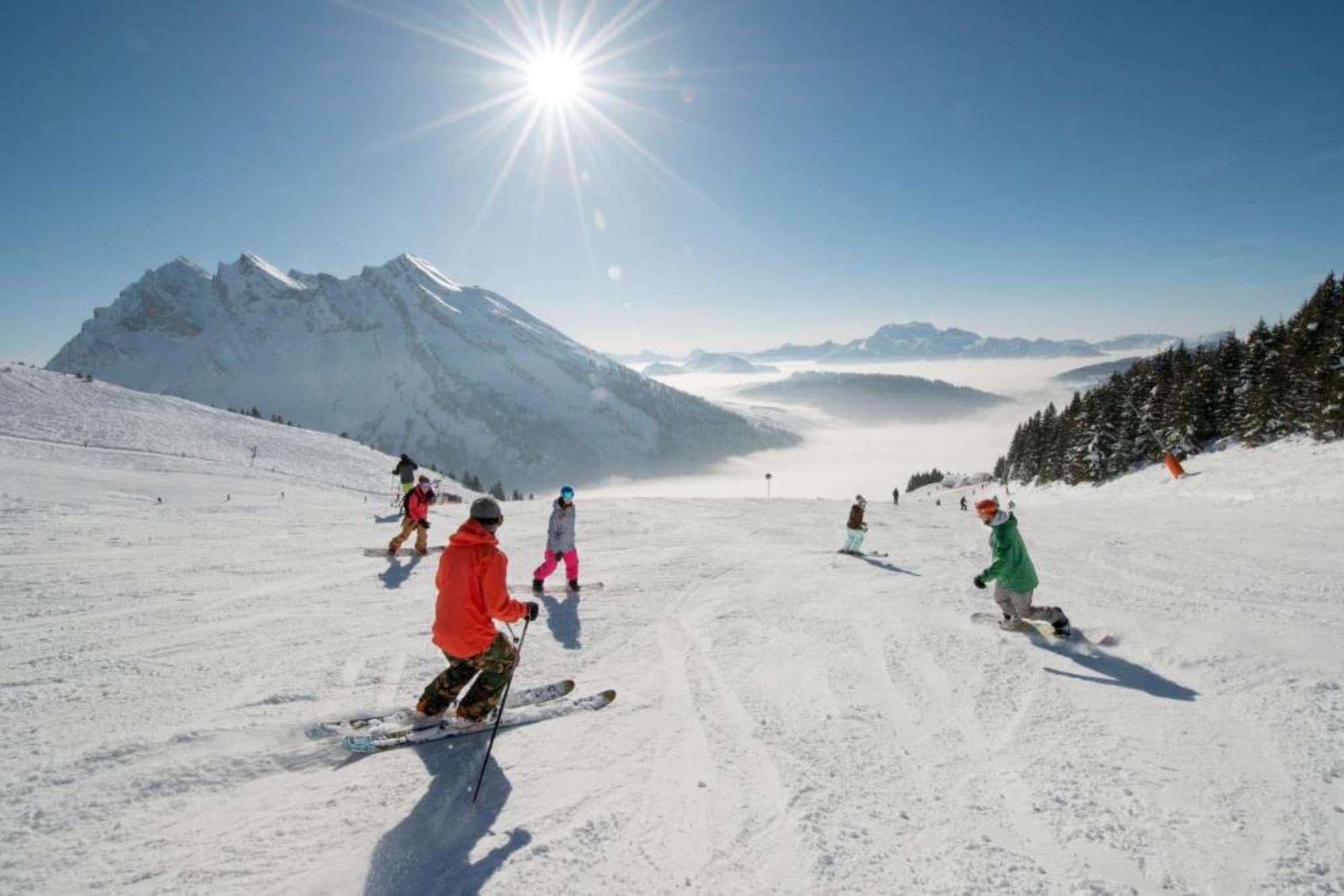 Hotel Alpen Roc La Clusaz Eksteriør billede