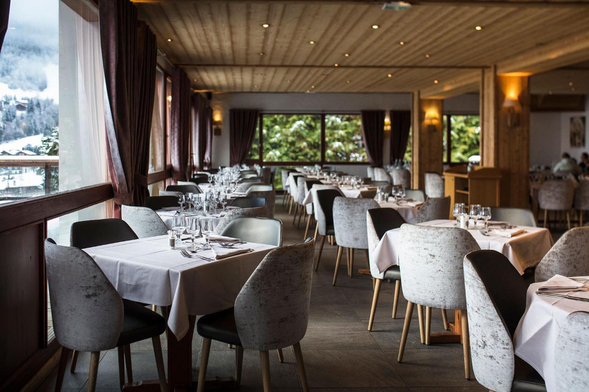 Hotel Alpen Roc La Clusaz Eksteriør billede