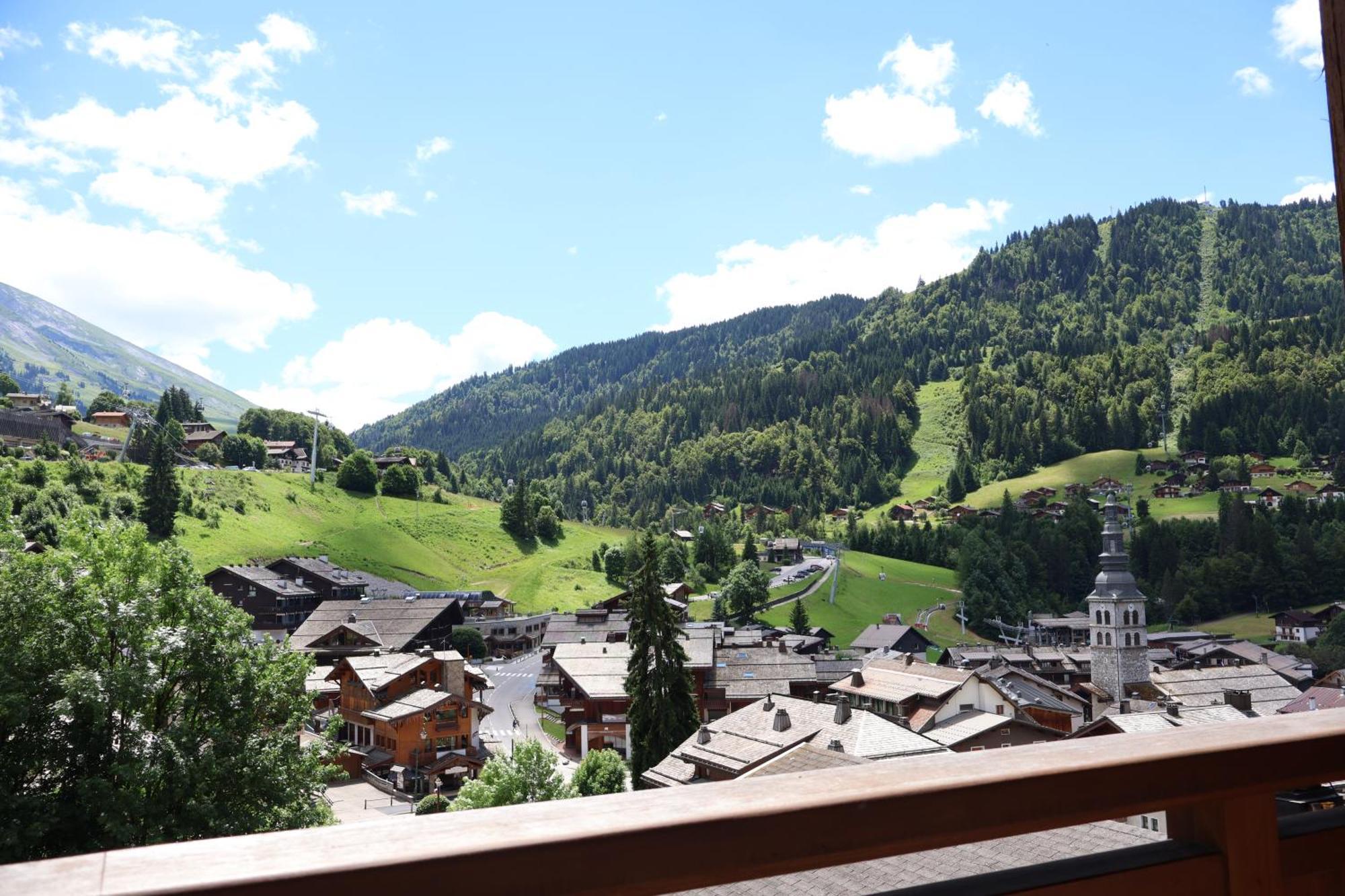 Hotel Alpen Roc La Clusaz Eksteriør billede