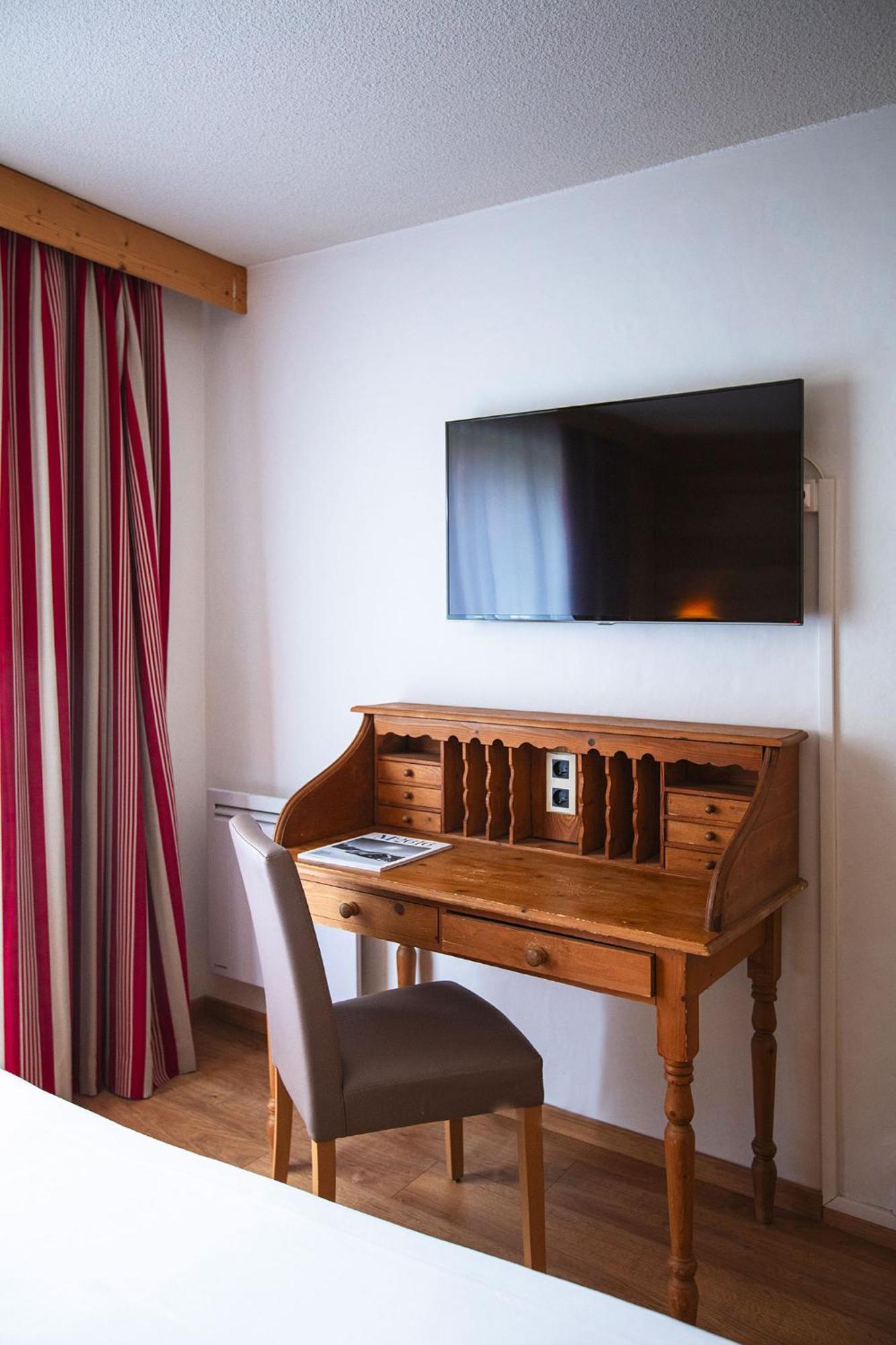 Hotel Alpen Roc La Clusaz Eksteriør billede