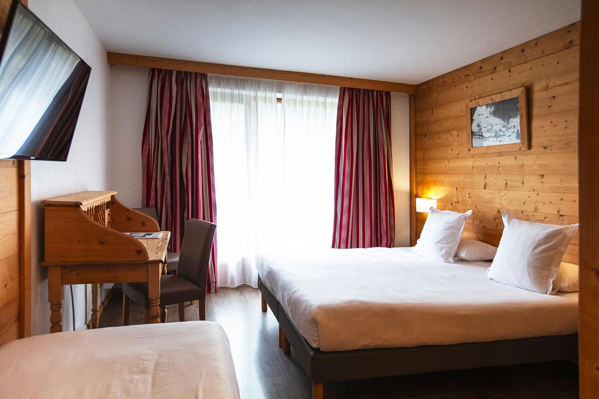 Hotel Alpen Roc La Clusaz Eksteriør billede
