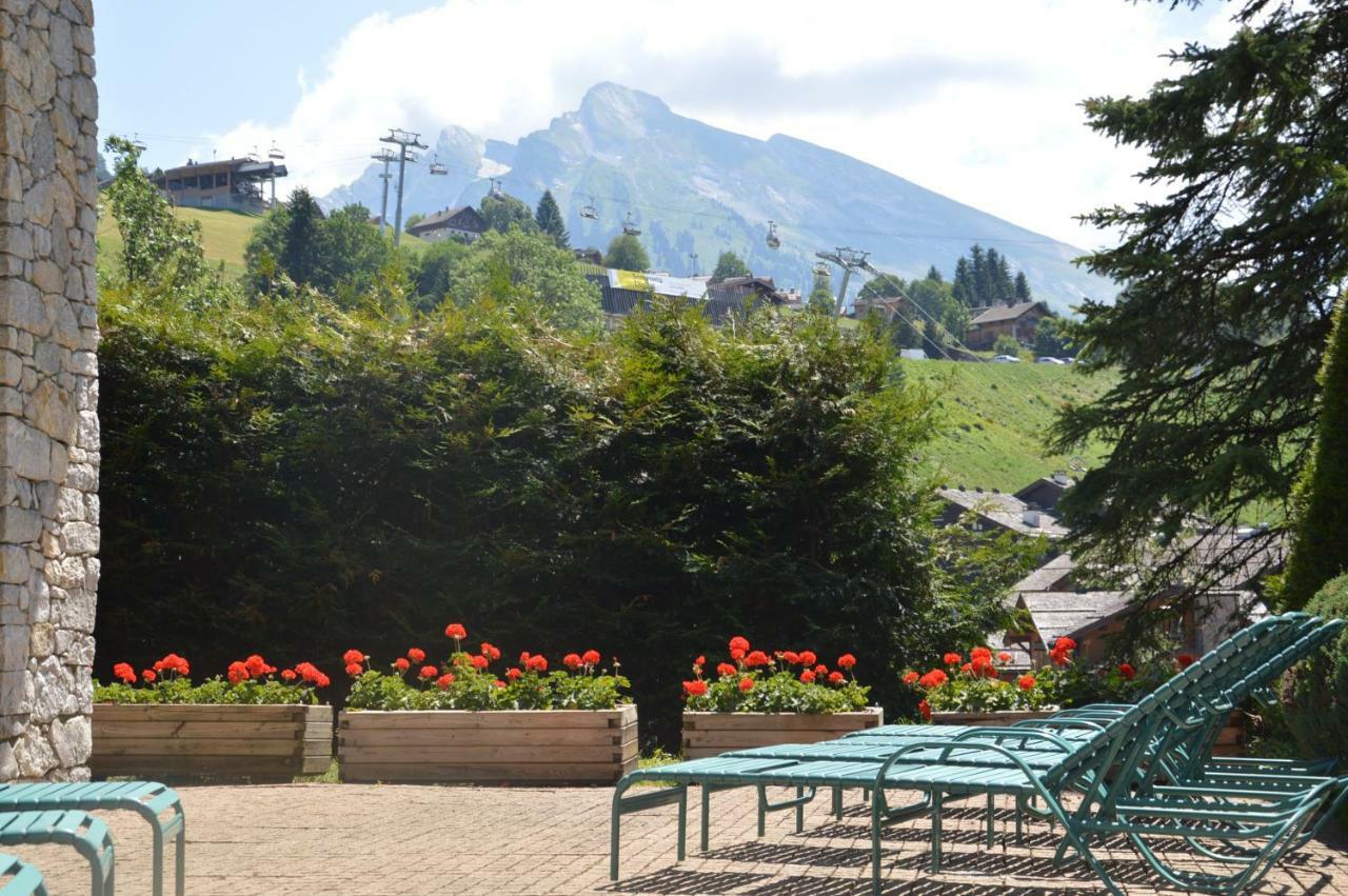 Hotel Alpen Roc La Clusaz Eksteriør billede