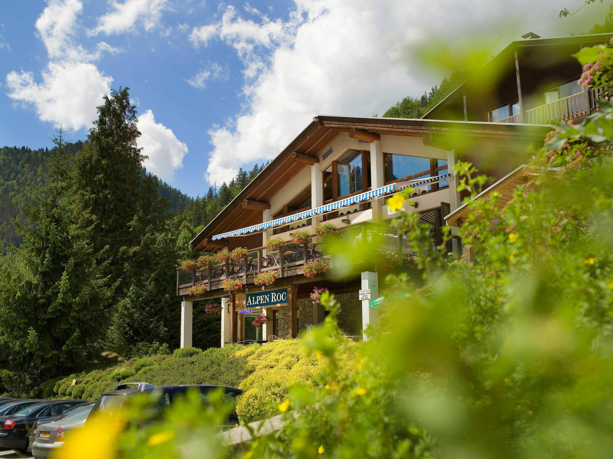 Hotel Alpen Roc La Clusaz Eksteriør billede